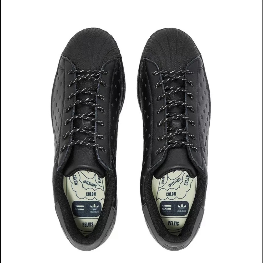 ADIDAS X PHARRELL WILLIAMS SUPERSTAR